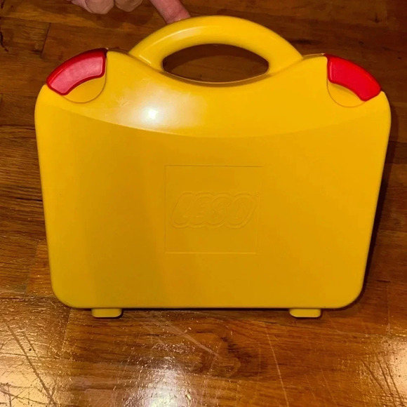 LEGO two tone yellow case container collectible carry case with handle - Picture 1 of 4